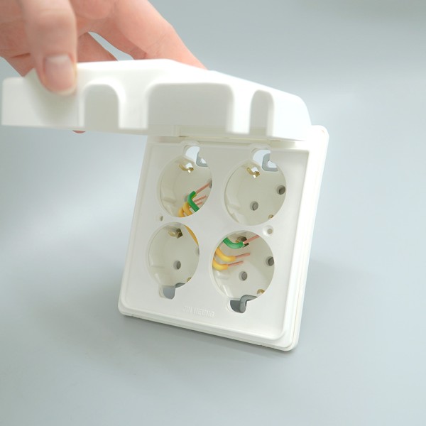 방우 4구콘센트